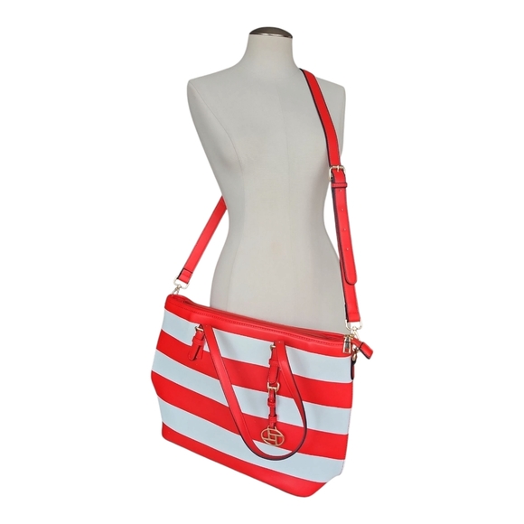 Red & White Striped Canvas Beach Tote Gold Chain Crossbody - Picture 1 of 12